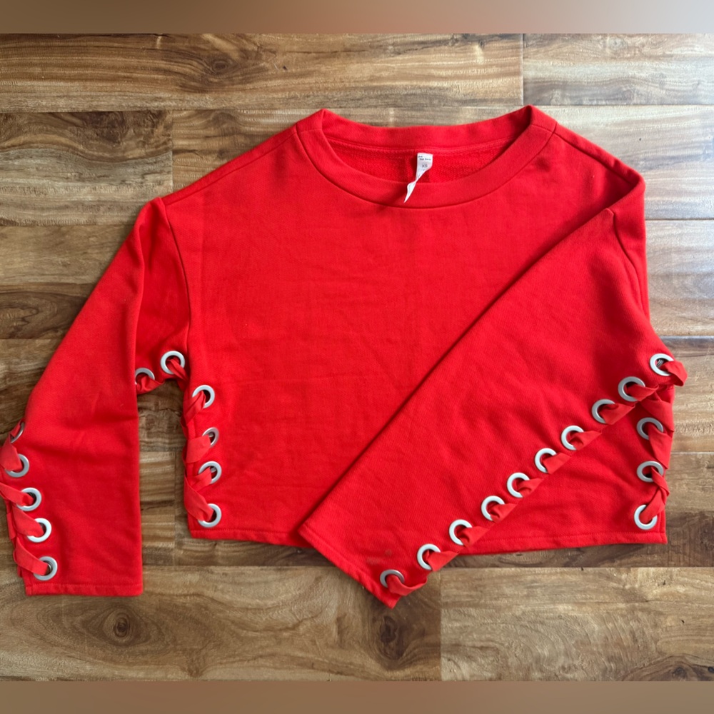 NWOT Alo Yoga Suspension Pullover-